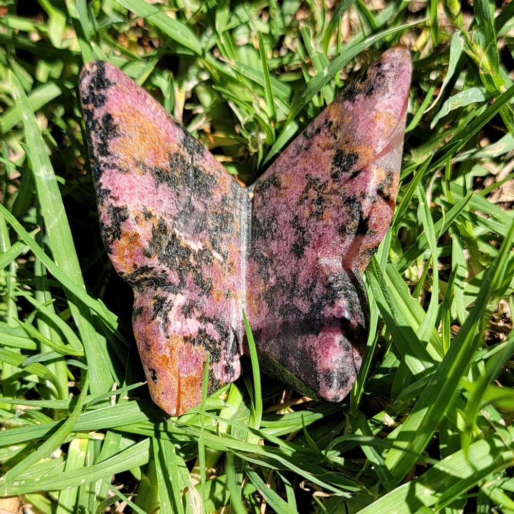 NEW 2.3" x 2.5" x 135g RHODONITE 3D BUTTERFLY